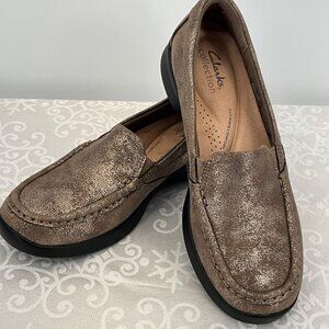 Clarks Women's 7 1/2 Metallic Bronze Loafer Ellowyn Lu